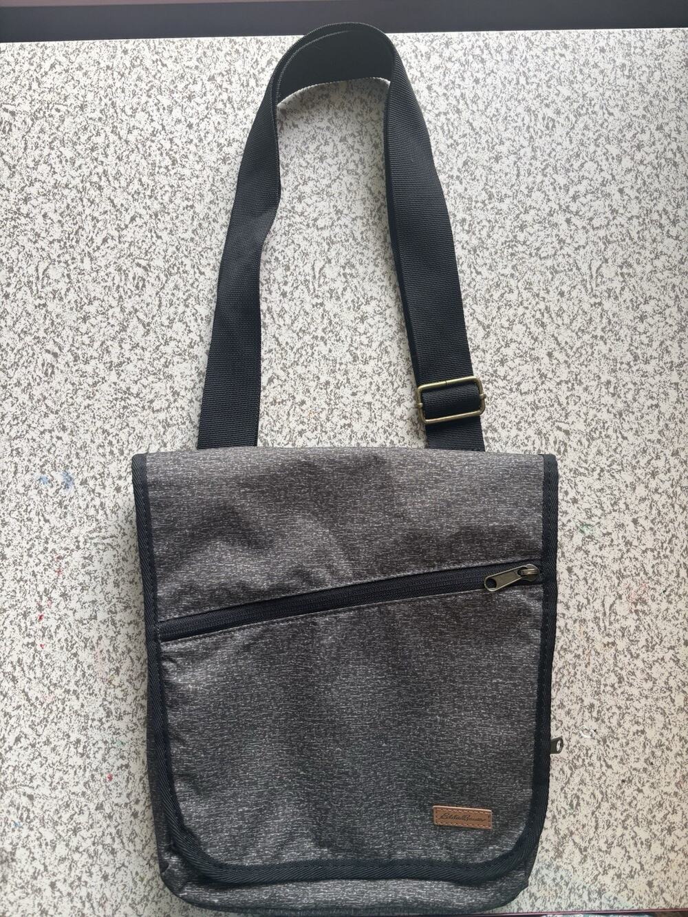 Eddie Bauer Women Men Crossbody Bag Dark Gray Heather Multi-Pocket Utility Bag